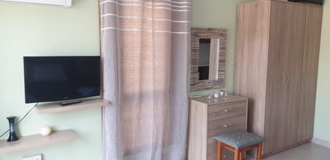 EMILIA 11 STUDIO Apartment in Poli Crysochous