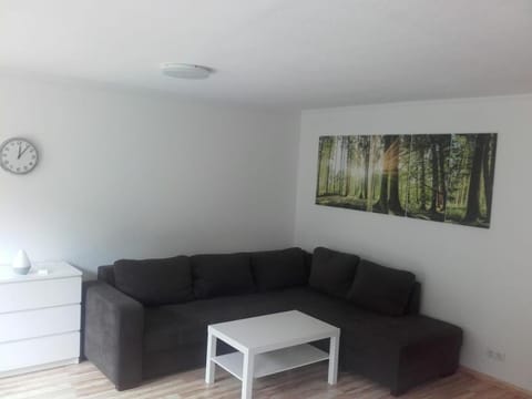 Photo of the whole room, Seating area