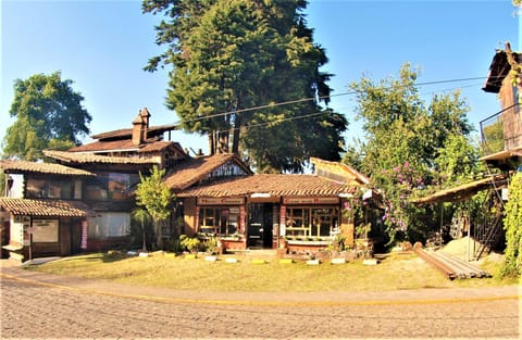 Property building, Facade/entrance, View (from property/room)