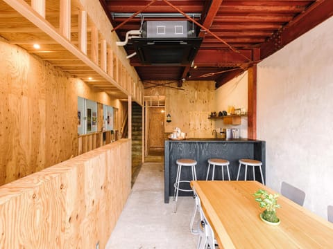 Lounge or bar