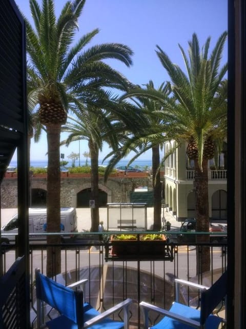 View (from property/room), Balcony/Terrace, Sea view