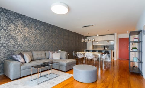 Kitchen or kitchenette, Living room