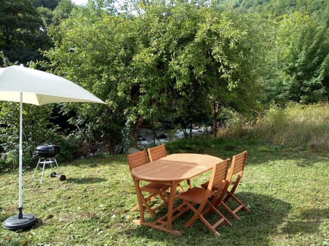 Property building, BBQ facilities, Garden