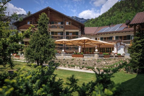 Property building, Garden, Balcony/Terrace, Breakfast