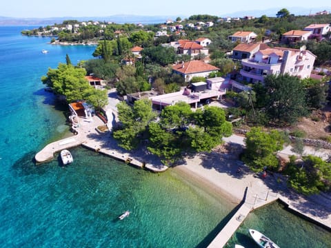 Property building, Bird's eye view