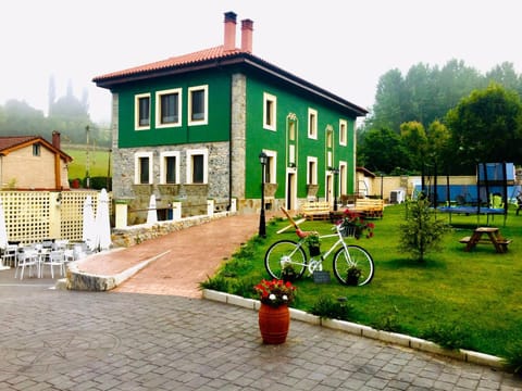 Property building, Garden