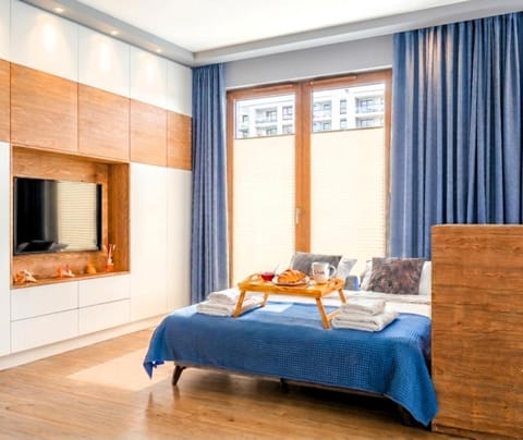 Bed, Seating area, Bedroom