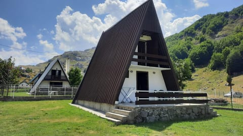 Katun Mokra accommodation & horseback riding Chalet in Podgorica Municipality, Montenegro