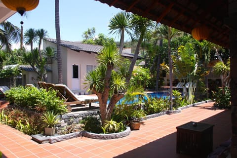 Area and facilities, Swimming pool