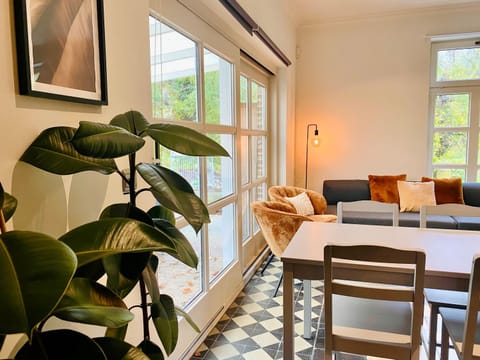 Living room, Seating area, Dining area