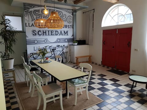 Photo of the whole room, Dining area