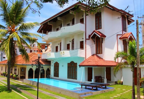 Facade/entrance, Day, Garden, Other, Decorative detail, On site, Garden view, Pool view