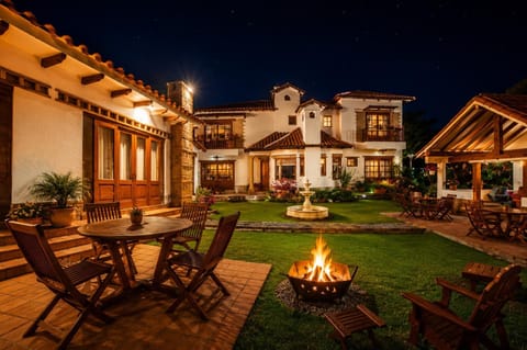 Property building, Patio, Garden, Garden view