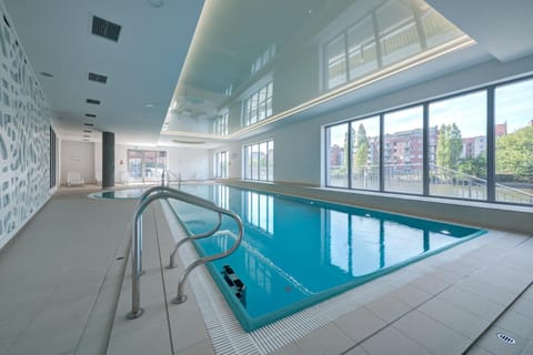 Swimming pool, Swimming pool