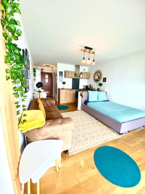 - L'IROIZH - CONCARNEAU - VUE MER PANORAMIQUE - STUDIO STANDING PLAGE DES SABLES BLANCS - PARKING - DRAPS & SERVIETTES INCLUS - NEAR THALASSOTHERAPY - Wifi - Apartment in Concarneau
