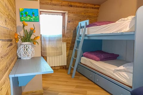 Zona Portici Apartment in Prato Nevoso