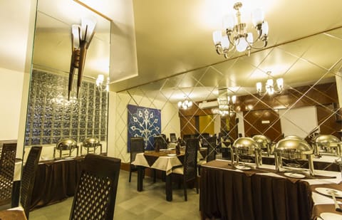 Restaurant/places to eat, Continental breakfast