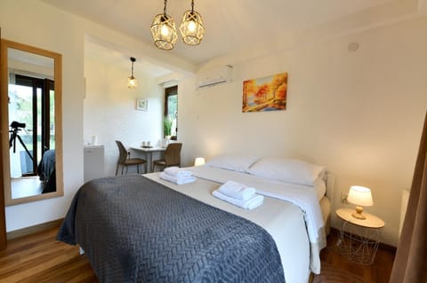 TOMLJANOVIĆ Bed and Breakfast in Jezerce