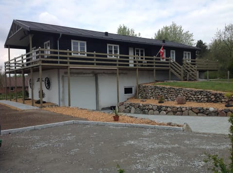 Ny istandsat træhus i Givskud House in Region of Southern Denmark