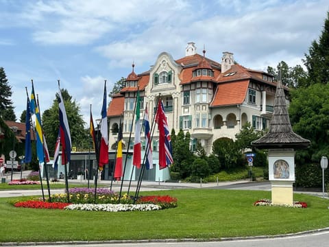 Property building, Day