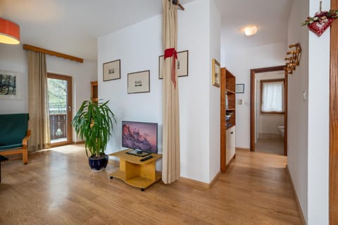 Residence Weiss Apartment hotel in Vigo di Fassa