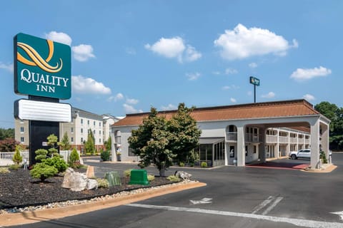 Property building, On site