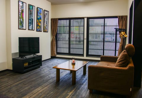 Communal lounge/ TV room, Living room
