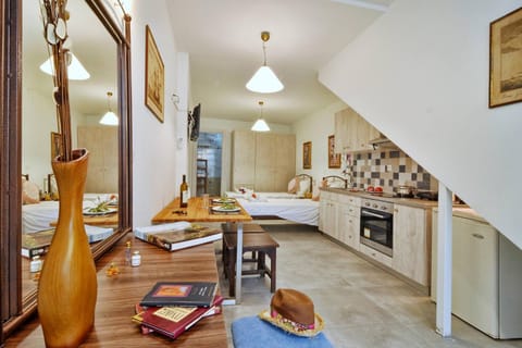 Studios Costas Apartment in Corfu