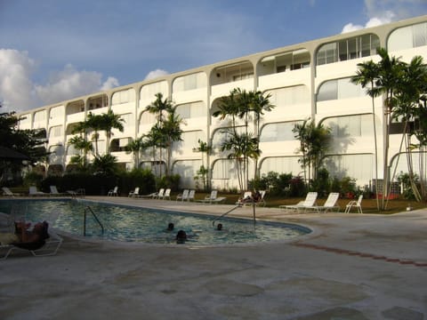 Garden, Swimming pool