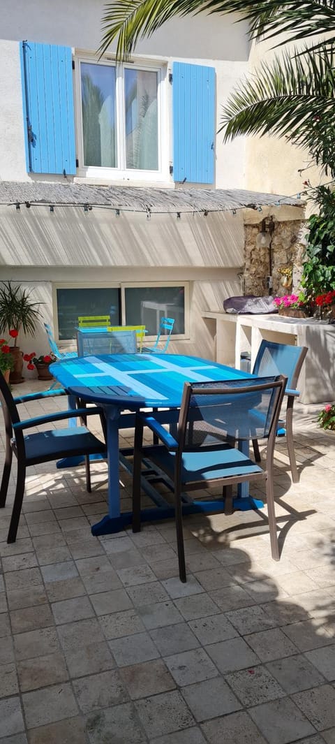 Un havre de paix à l'Estaque Marseille Apartment in Marseille