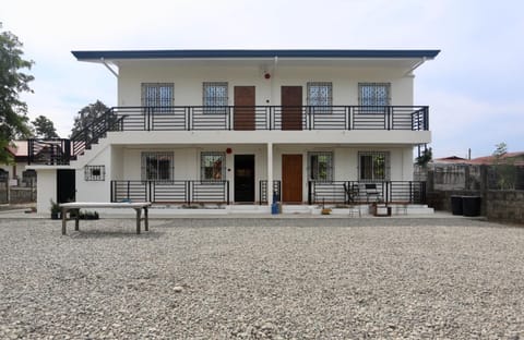 Facade/entrance, Balcony/Terrace