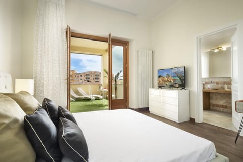 Luxury Rooms Suites Bed and Breakfast in Olbia