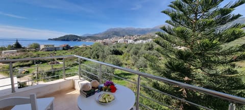 Balcony/Terrace, Mountain view, Sea view