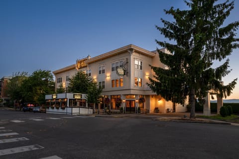Property building, Street view