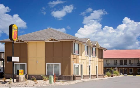Property building, Day, On site, Time of day
