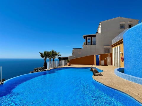 Sea view, Swimming pool