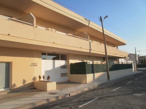 Property building, Facade/entrance
