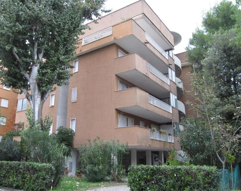 Property building, Garden view