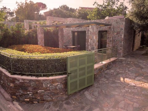 Property building, Parking