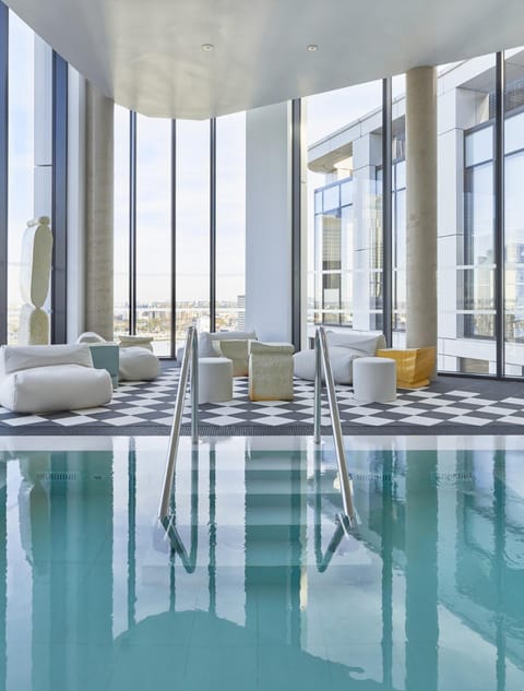 Pool view, Swimming pool
