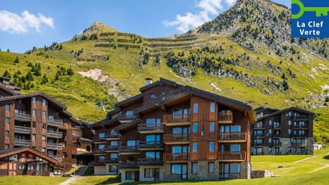 Property building, Nearby landmark, Spring, Day, Natural landscape, Mountain view