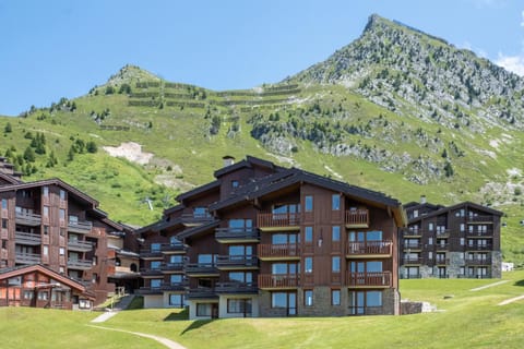 Property building, Nearby landmark, Spring, Day, Natural landscape, Mountain view