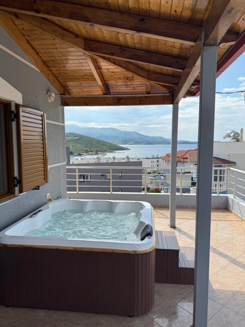 Hot Tub, Balcony/Terrace, Sea view