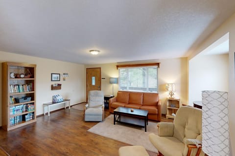 2 Bed 1 Bath Vacation home in Seaside House in Seaside