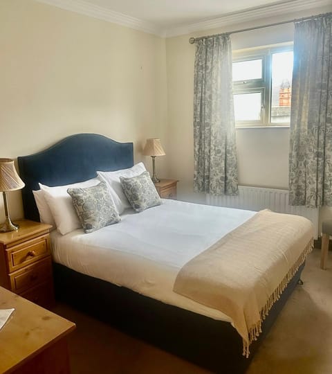 Seashore Lodge Guesthouse Bed and Breakfast in Galway