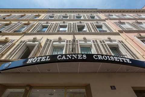 Facade/entrance, Property logo or sign