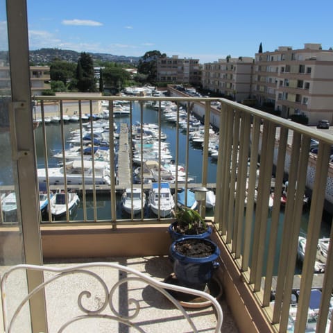 Le Balcon d'Azur Apartment in Mandelieu-La Napoule