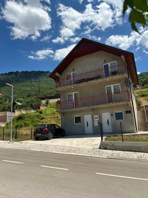 Apartment Osmajic Apartment in Montenegro