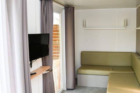 Camping le Colorado Campground/ 
RV Resort in Provence-Alpes-Côte d'Azur