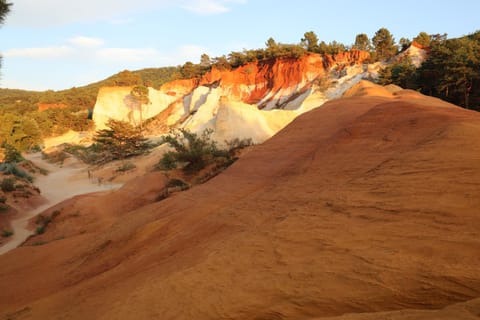 Camping le Colorado Campground/ 
RV Resort in Provence-Alpes-Côte d'Azur